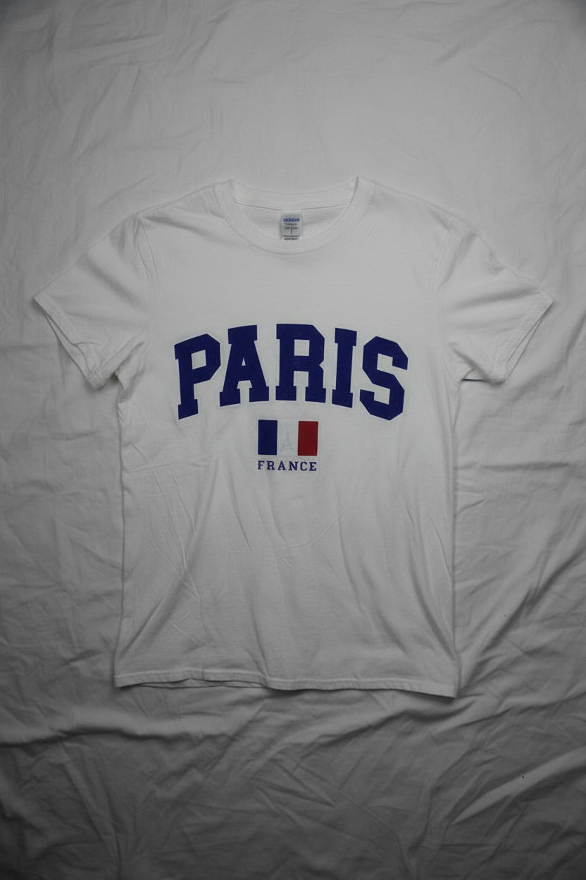 T-Shirt Paris - by PLAN.BEE