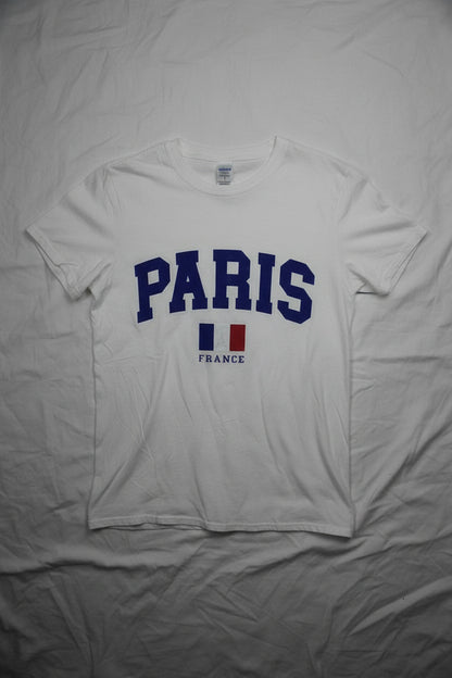 T-Shirt Paris - by PLAN.BEE