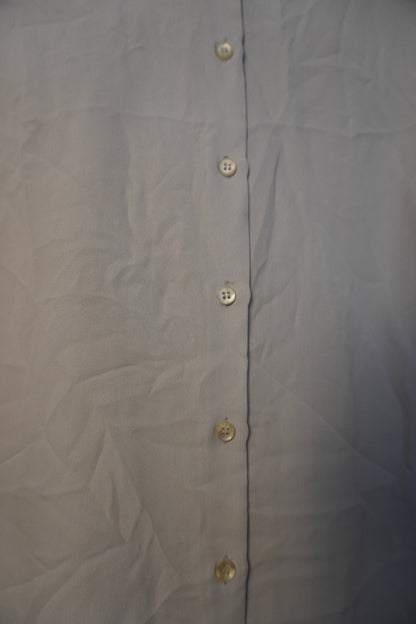 Top gris à boutons au dos – BY SARAH LANG