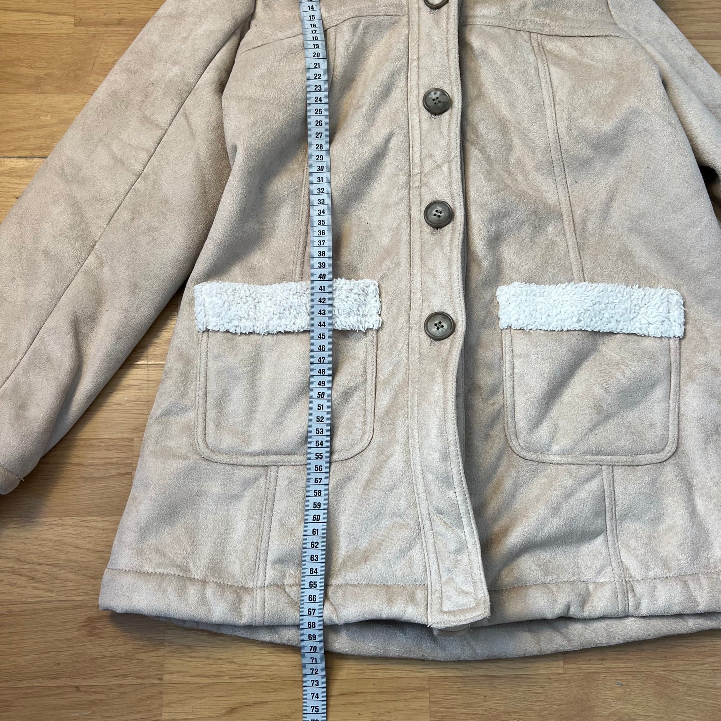Veste mouton crème boutonnée by ZAINAB