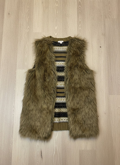 Gilet En Maille - by BÉATRICE