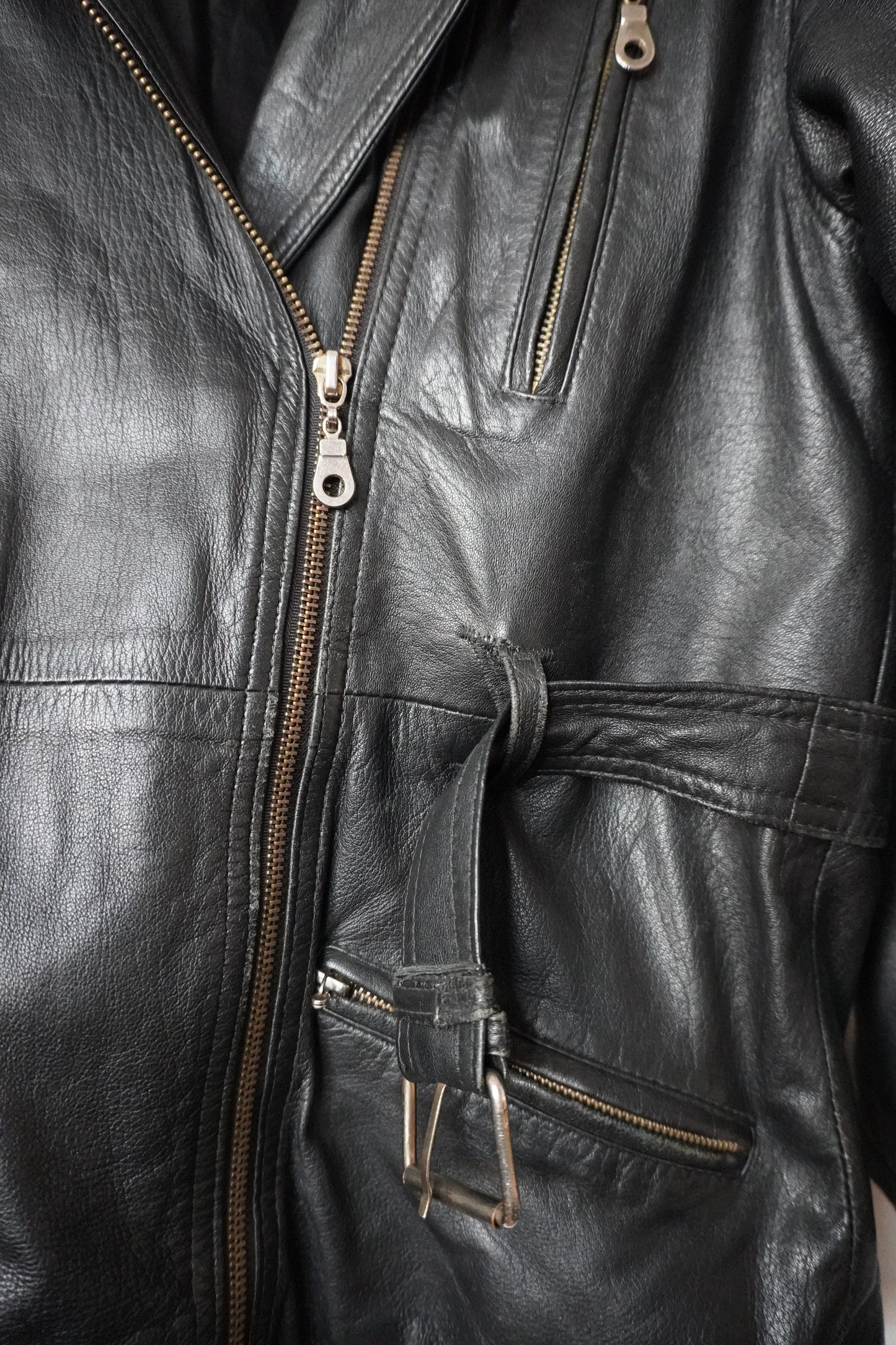 Manteau En Cuir - by MIA
