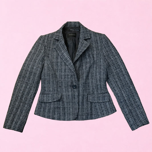 Blazer court noir et blanc - Castita by ZAINAB