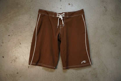 Short marron foncé – taille 36