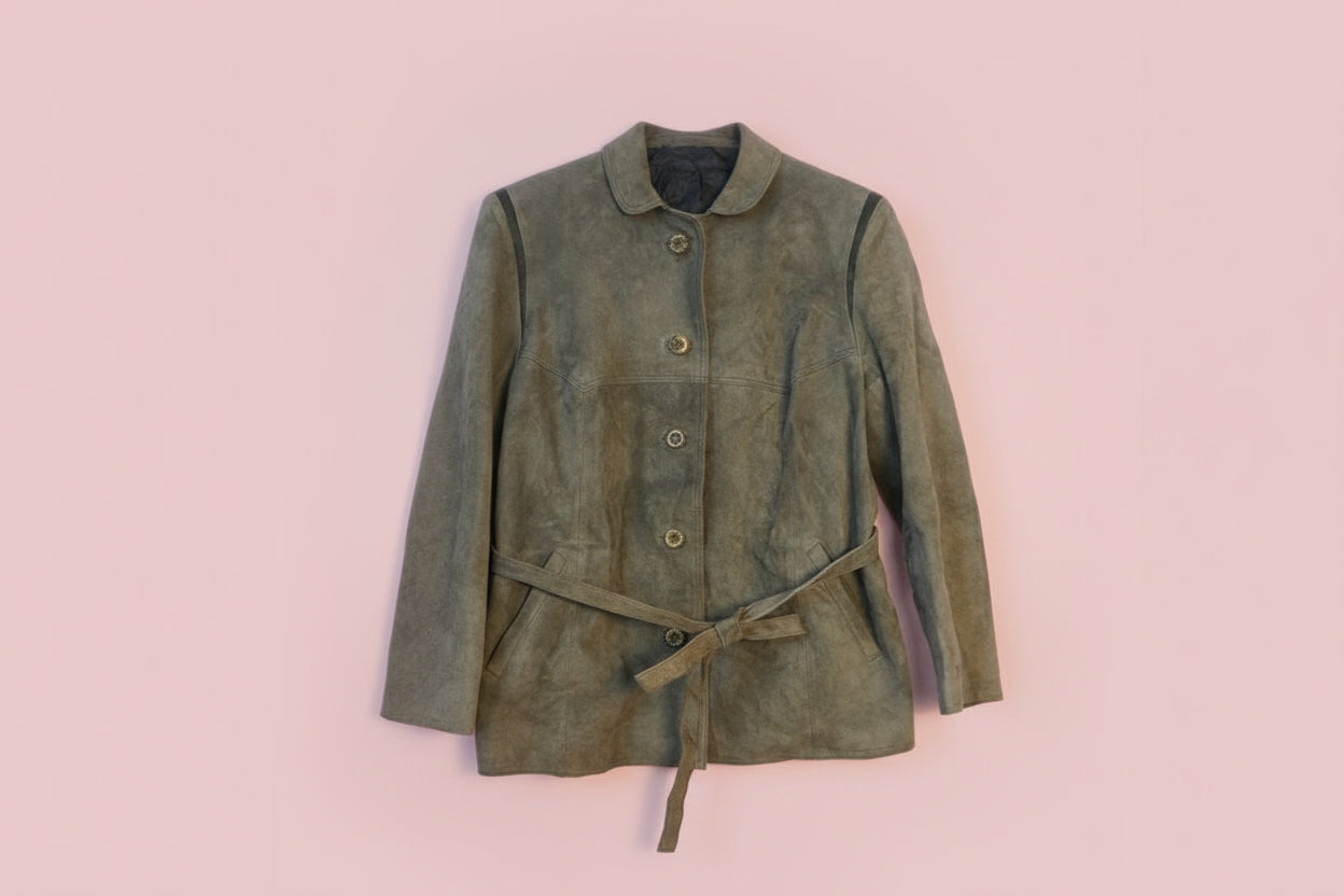 Veste en cuir verte ceinturée – BY ZAINAB