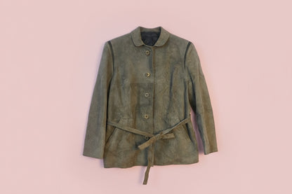 Veste en cuir verte ceinturée – BY ZAINAB