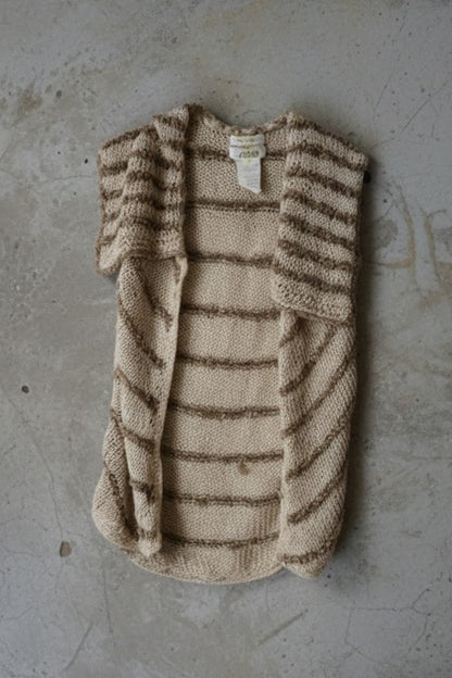 Cardigan sans manches marron – by Zainab