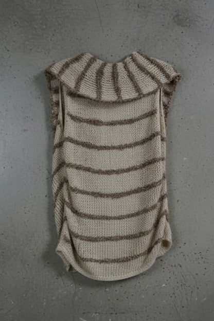 Cardigan sans manches marron – by Zainab