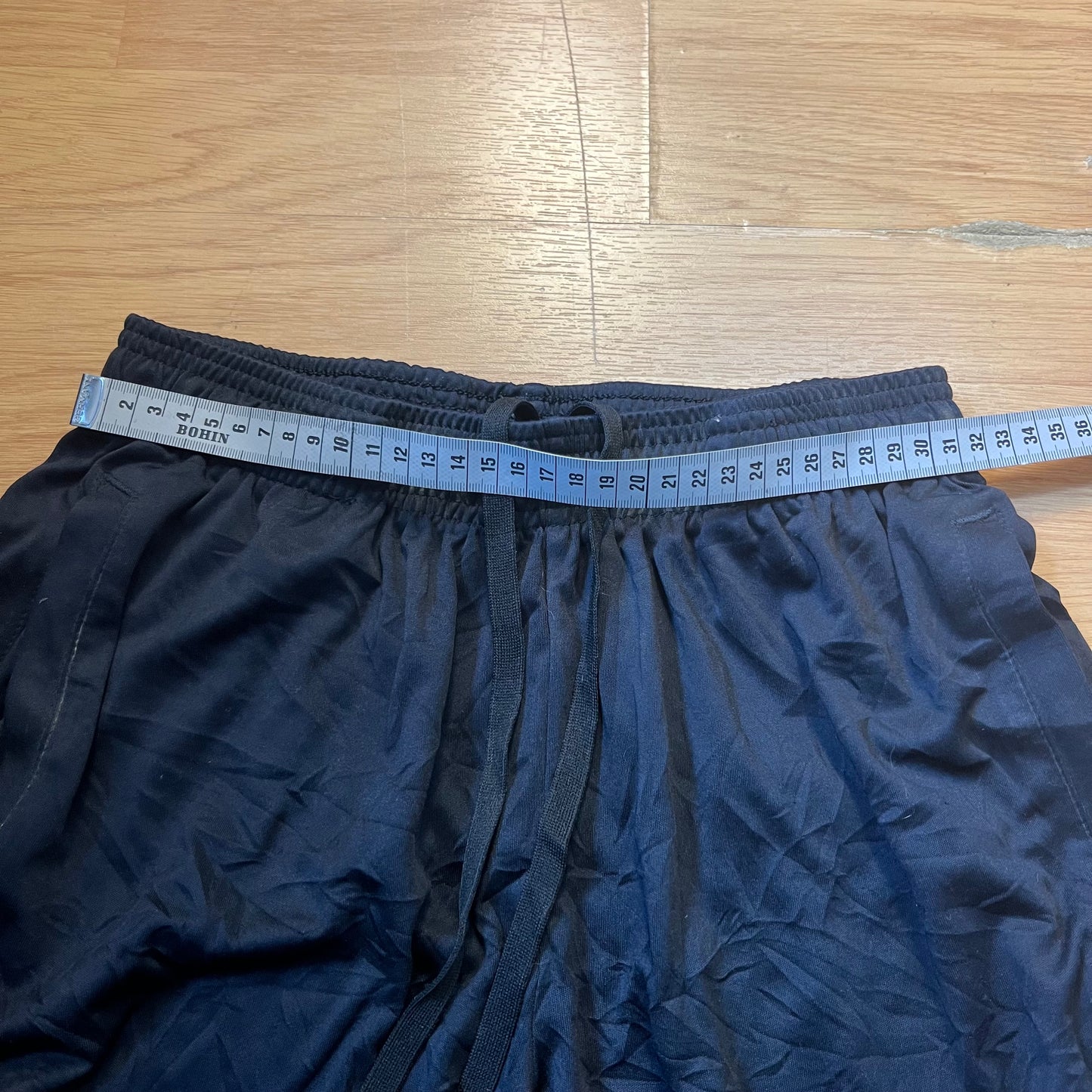 Short de sport noir - Under Armour - Taille S