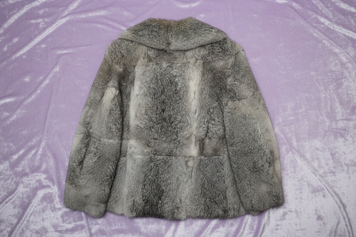 Manteau De Fourrure - by SASSCARELLA
