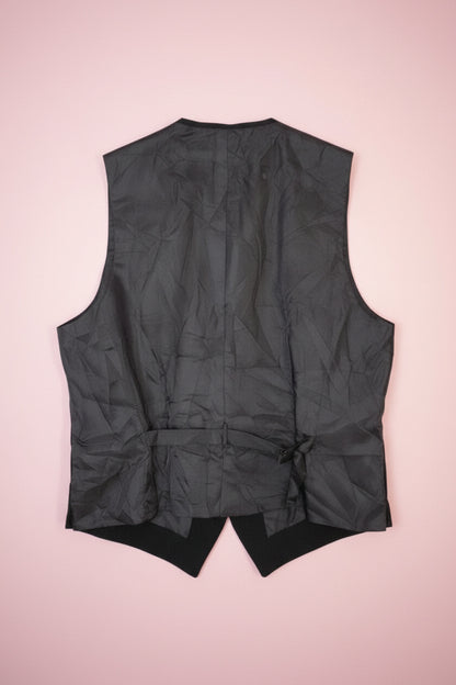 Gilet sans manches noir – by Zainab
