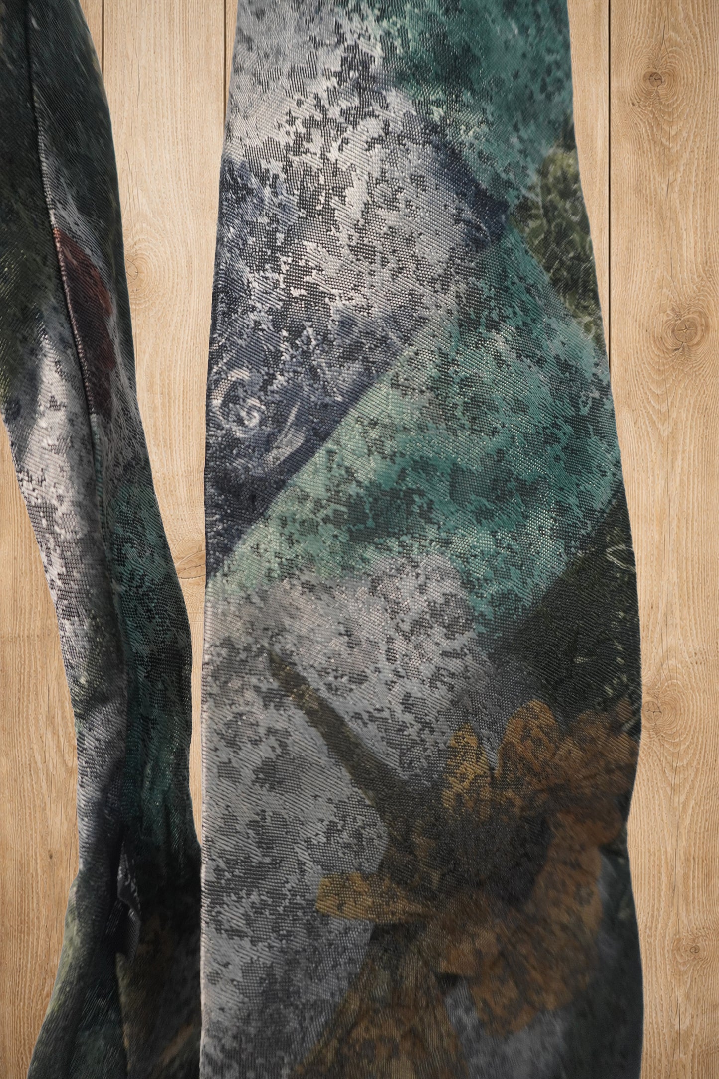 Cravate Motifs floraux décoratifs – By BÉATRICE