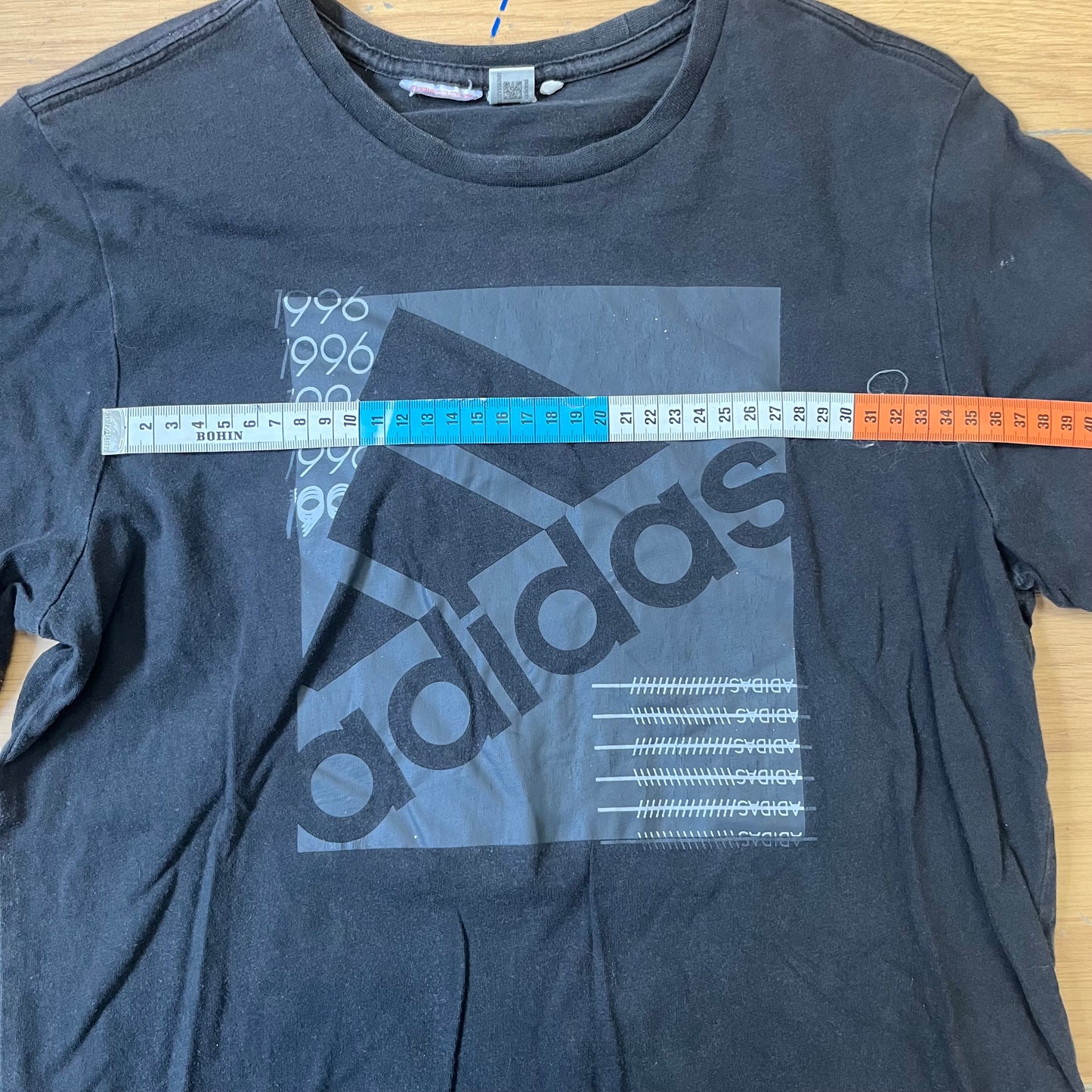 T-shirt adidas noir – Taille M