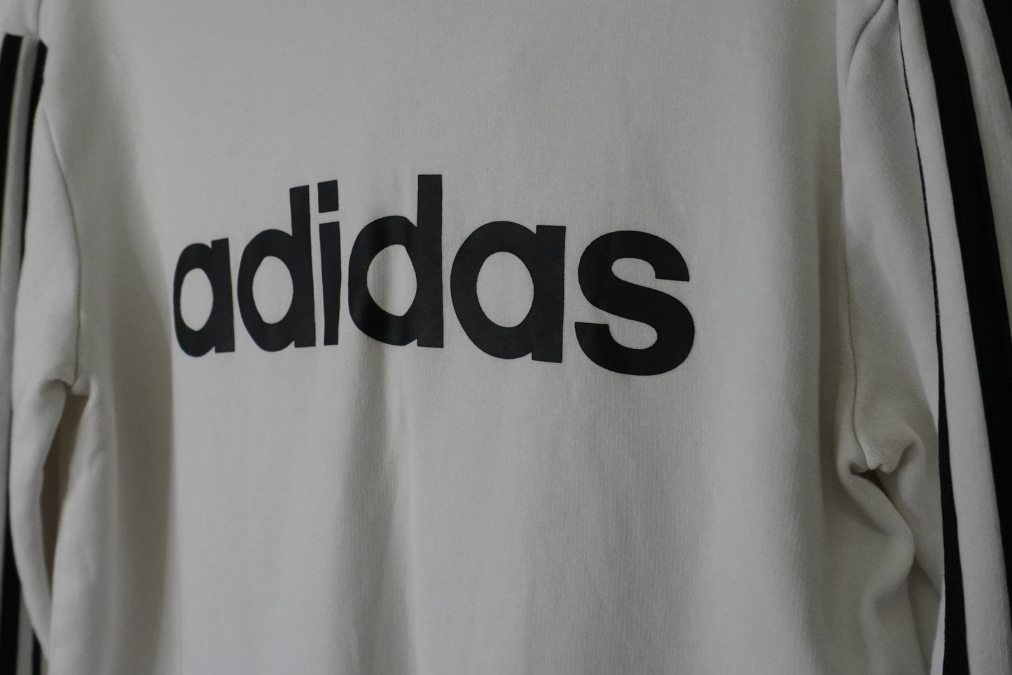 Hoodie blanc Adidas – taille M (oversize)