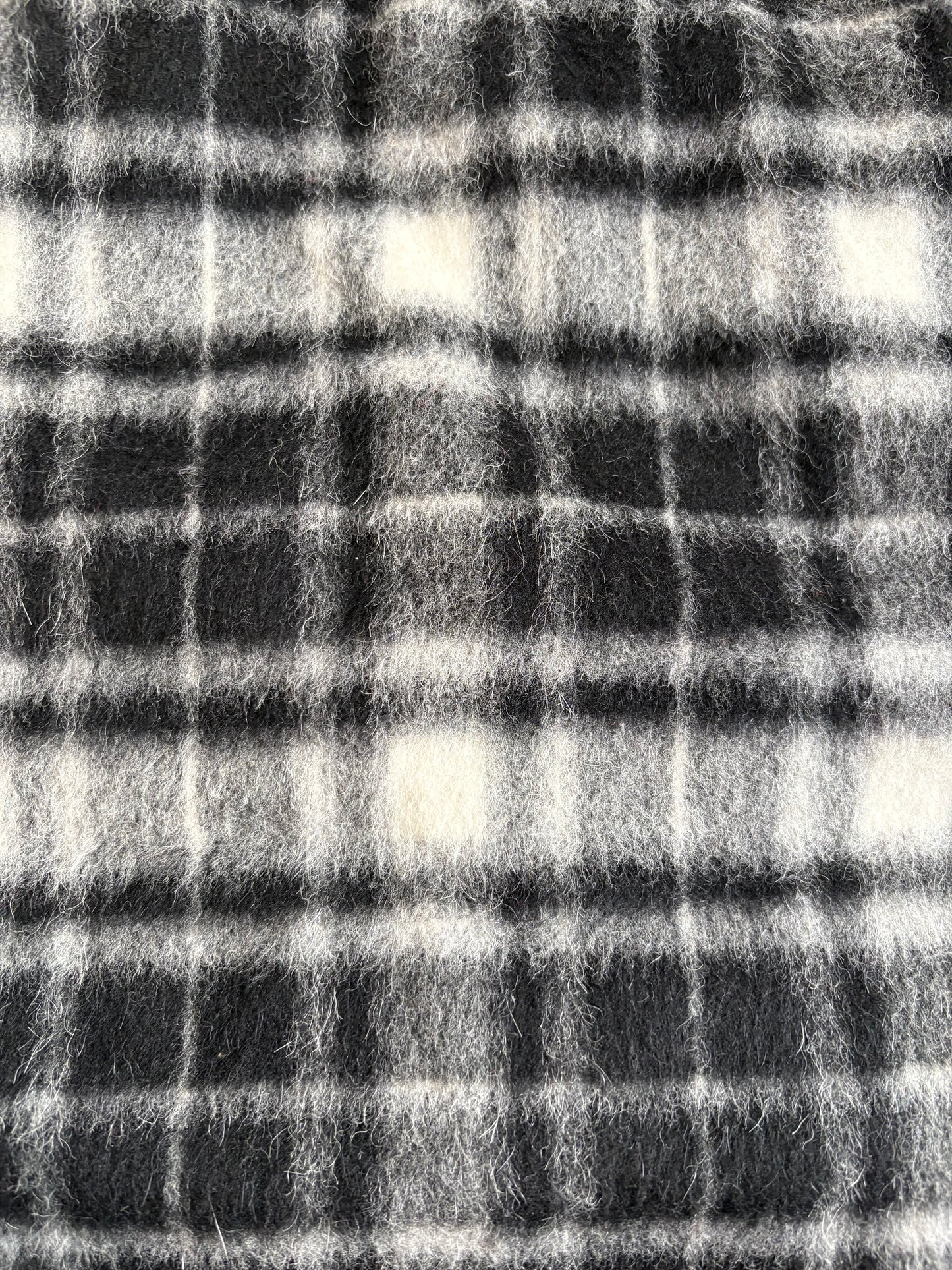 Jupe à carreaux noir et blanc – By Iasmine