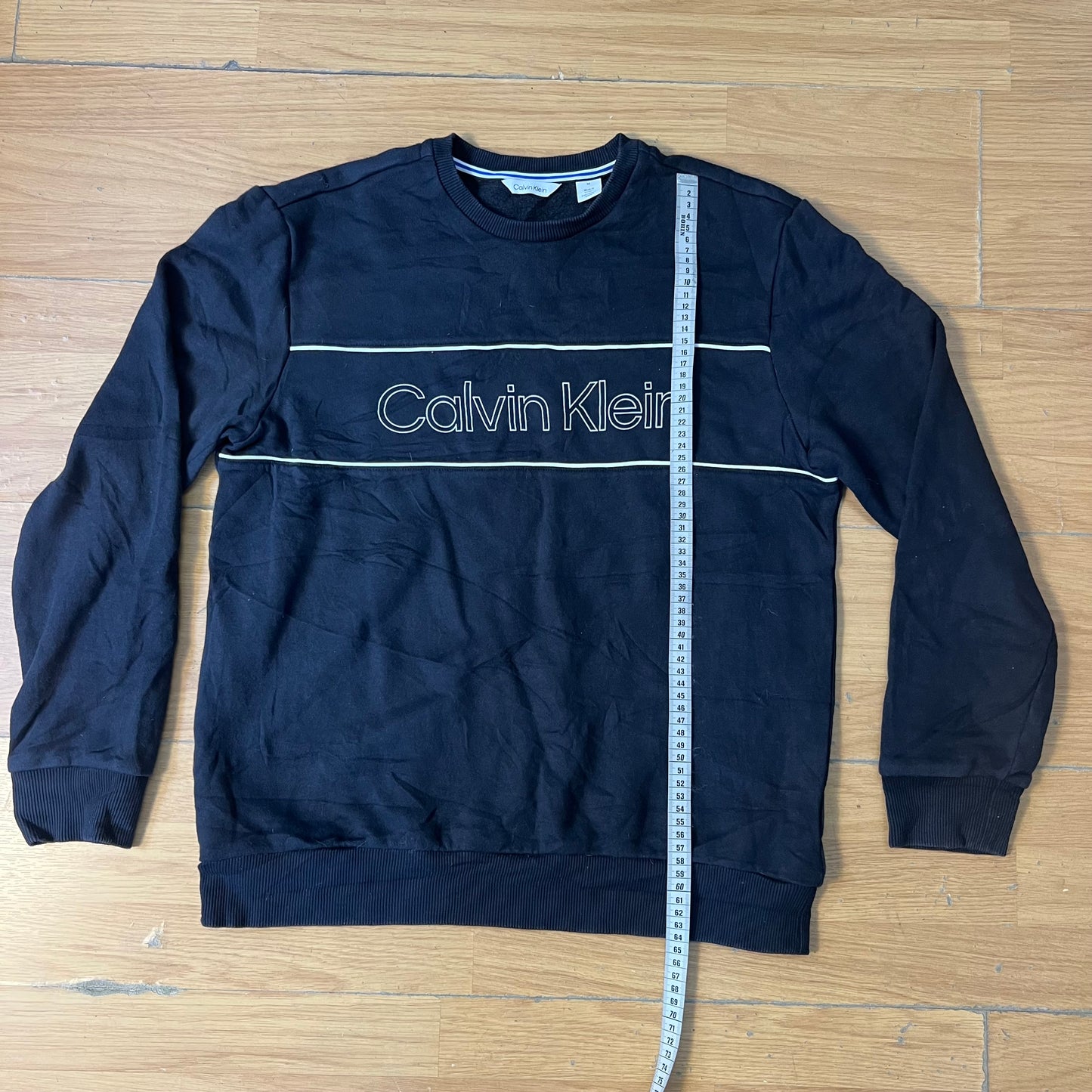Sweat noir Calvin Klein – Taille M