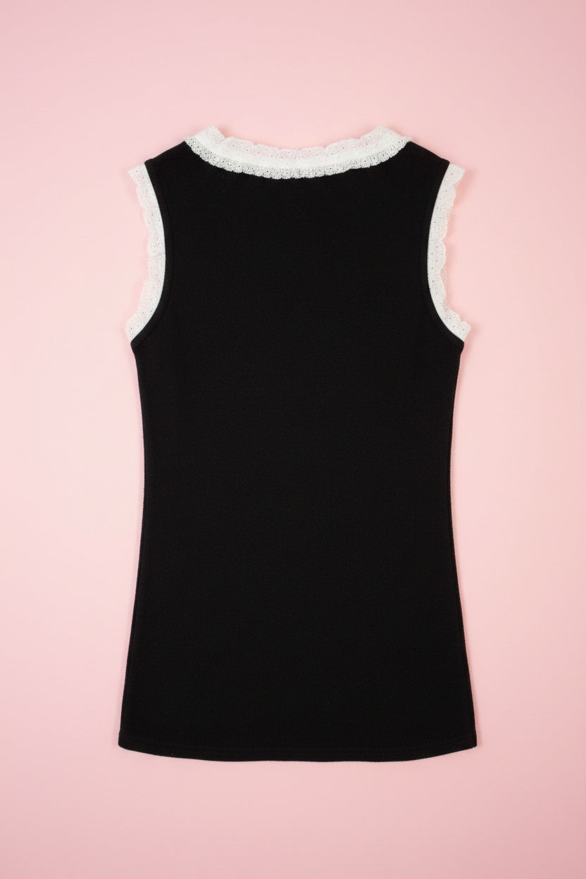 Top noir et blanc à col dentelle – by Zainab