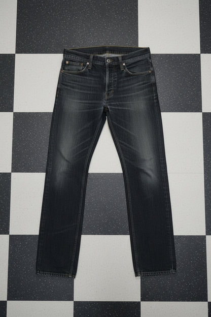 Jean Levi’s 506 coupe droite – BY SARAH LANG