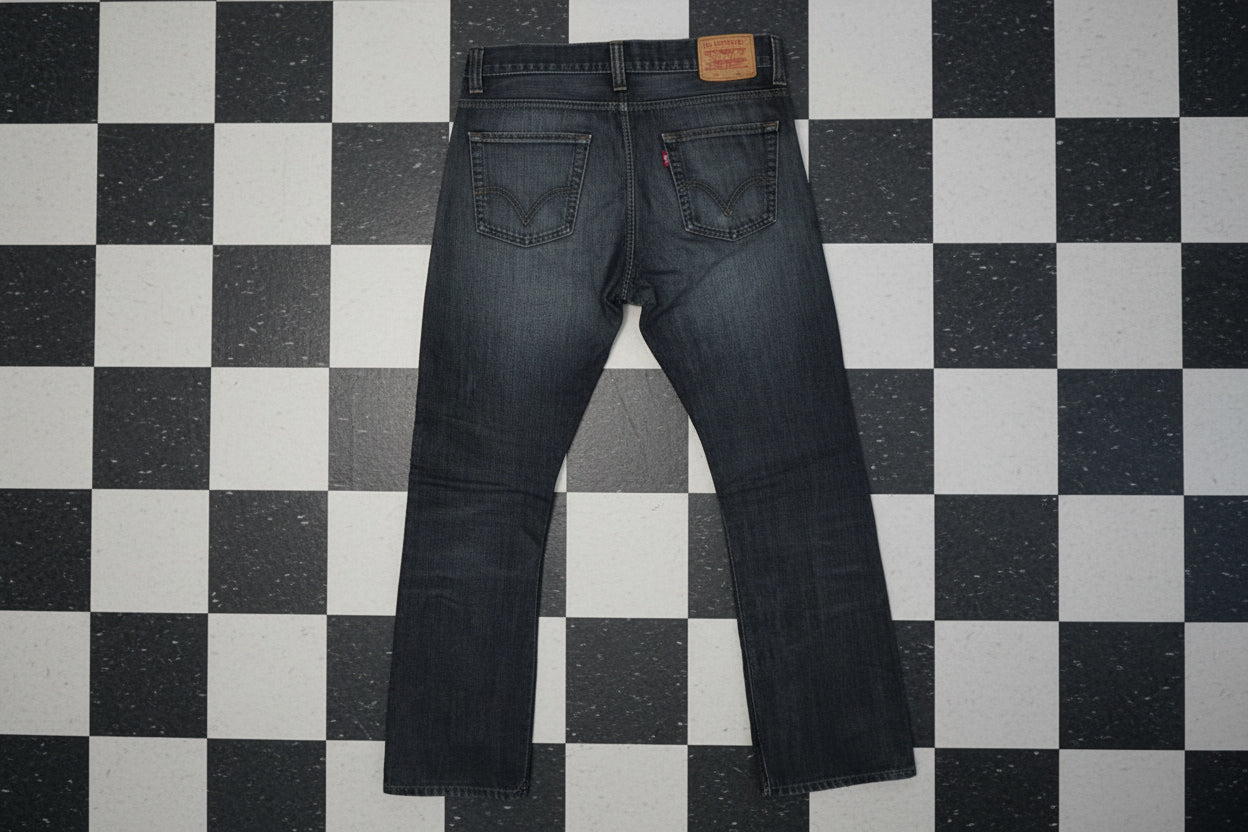 Jean Levi’s 506 coupe droite – BY SARAH LANG