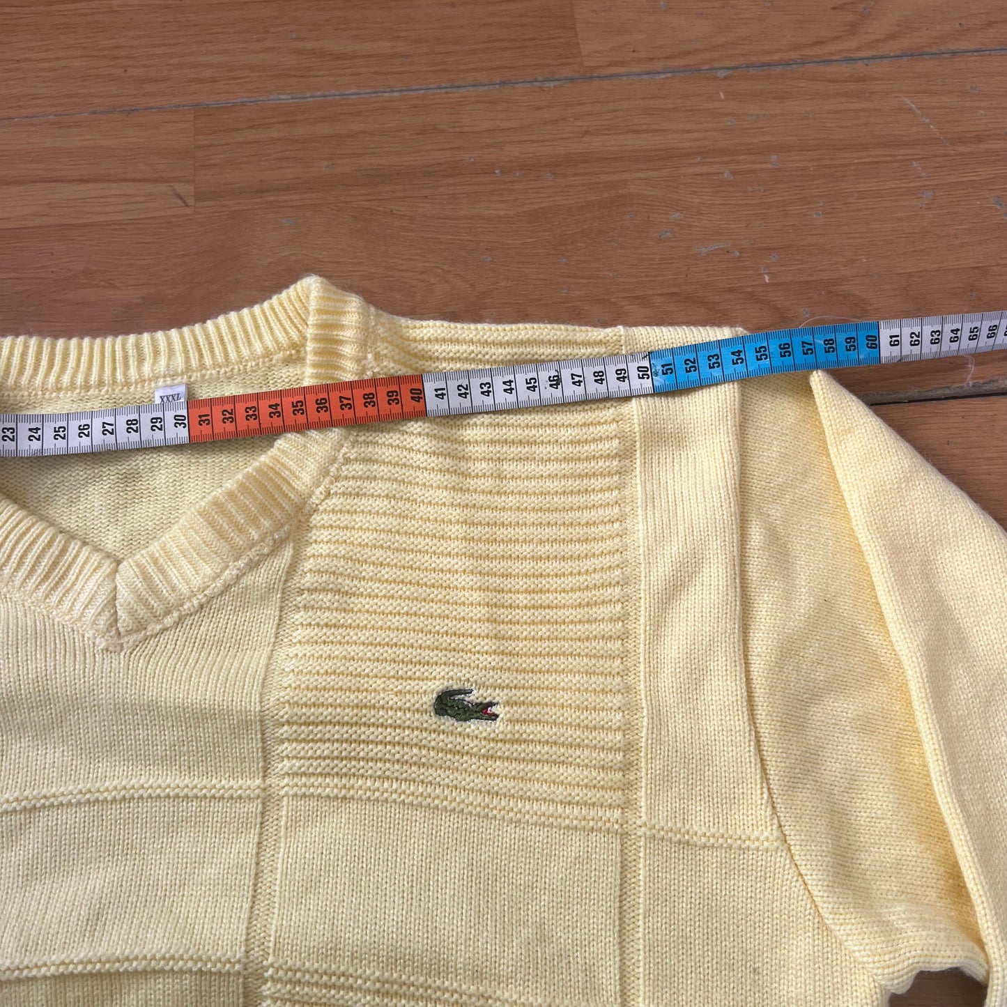 Pull col V jaune - Lacoste - Taille XXXL by SARLOTTE