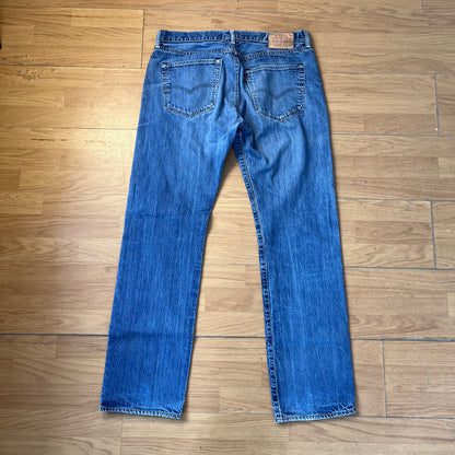 Jean bleu Levi’s – Taille – 33/34
