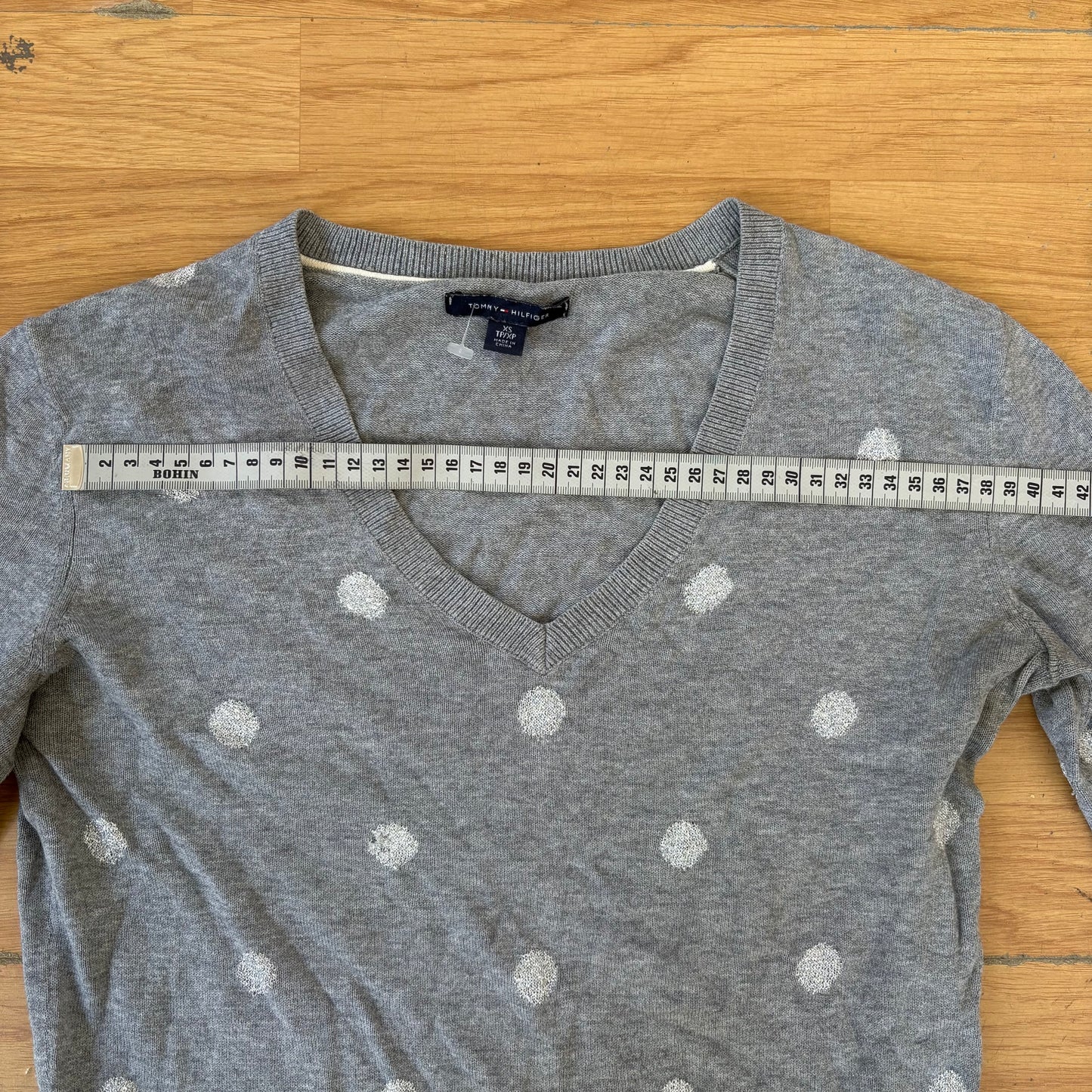 Pull col V gris - Tommy Hilfiger - Taille XS