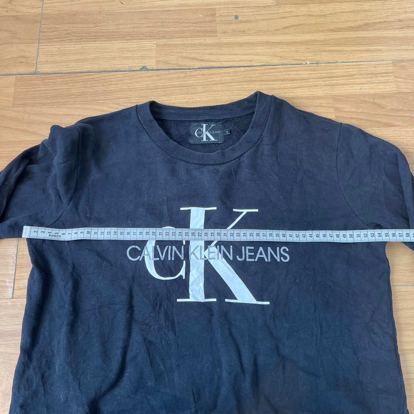 Sweat noir Calvin Klein sans capuche – Taille L