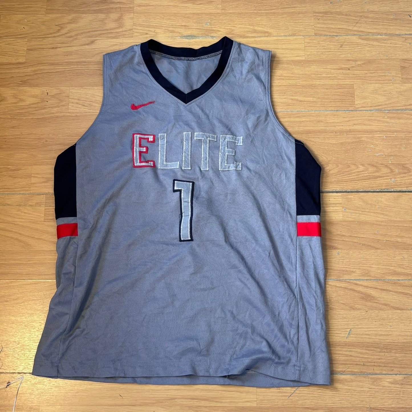 Maillot de basketball Nike – Taille L