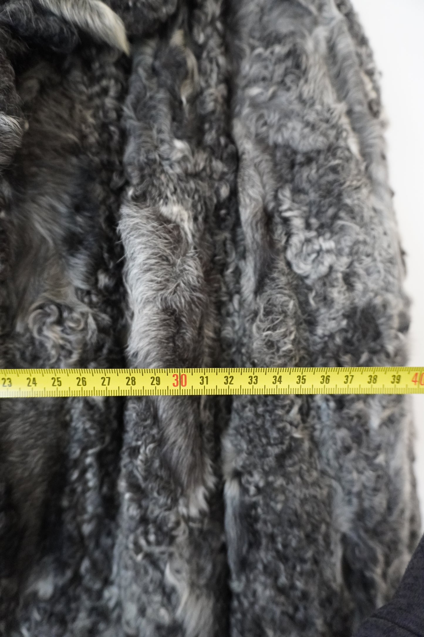 Manteau fourrure gris foncé Pelze – Taille – L