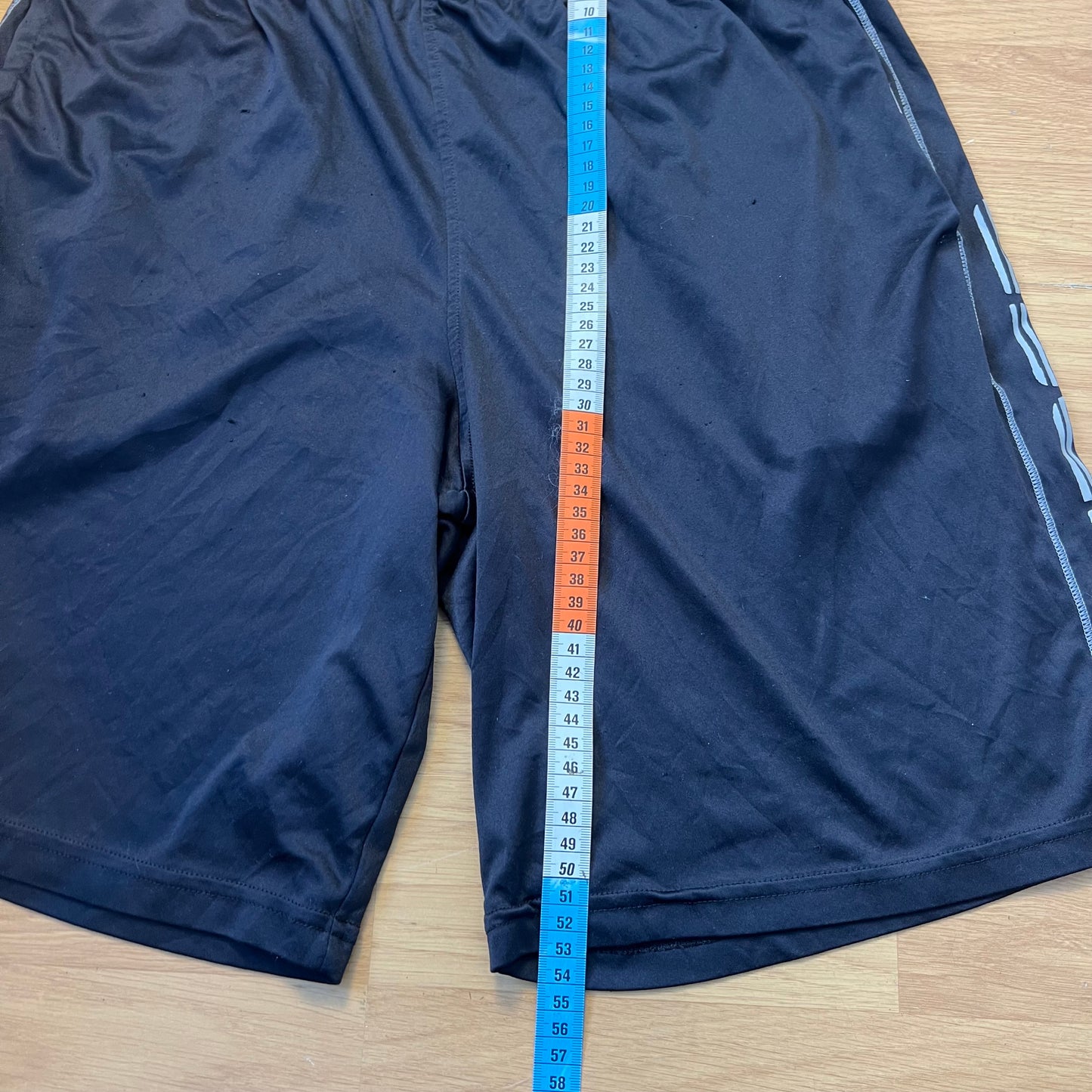 Short noir - Under Armour - Taille L