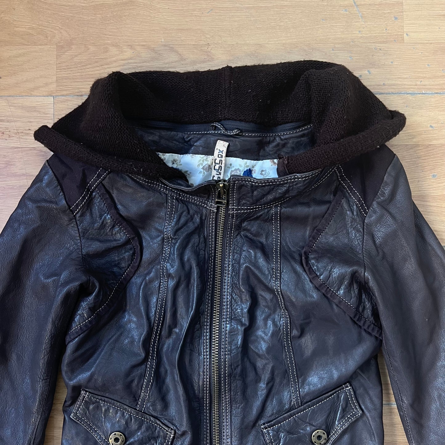 Veste en cuir marron avec capuche en tissu - Taille S by SARLOTTE