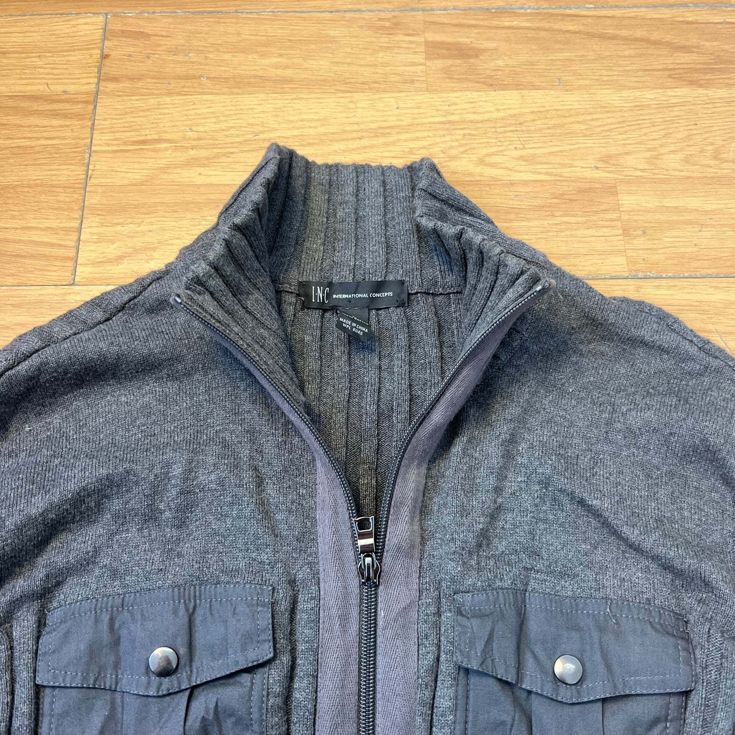 Pull zippé style grunge - International Concepts - Taille M