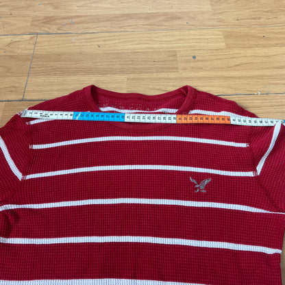 Pull rouge à rayures blanches American Eagle – Taille M